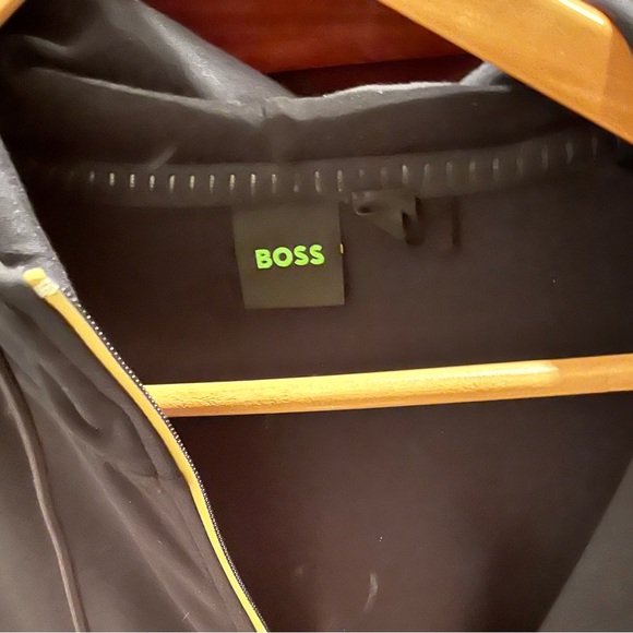Men’s Boss Zip up Sweat Jacket. Blue in color & so stylish. Size M Beautiful.🤩 - Picture 3 of 7